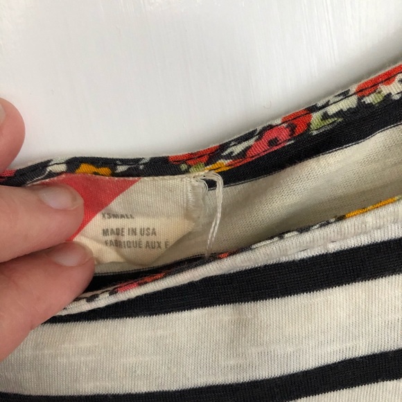 Striped Anthropologie tee with contrast fabric XS - Picture 3 of 6